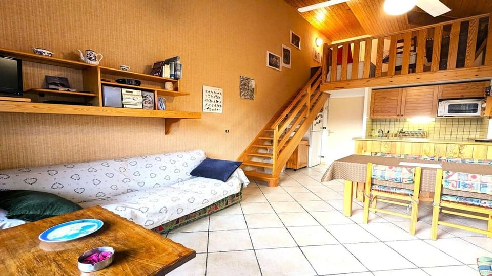 Résidence Les Cytises - Appartement de 51 m2 avec un grand balcon 4 personnes MAE-6841 Apartment in Provence-Alpes-Côte d'Azur