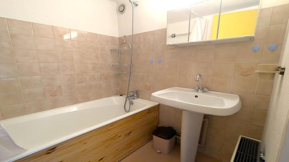Shower, Toilet, Bathroom, Bath, kitchen