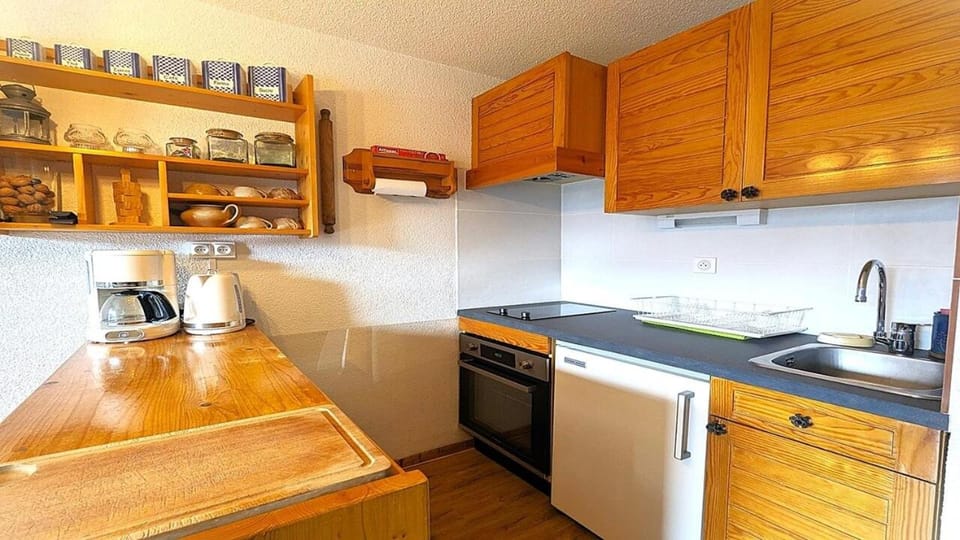 furniture, oven, kitchen