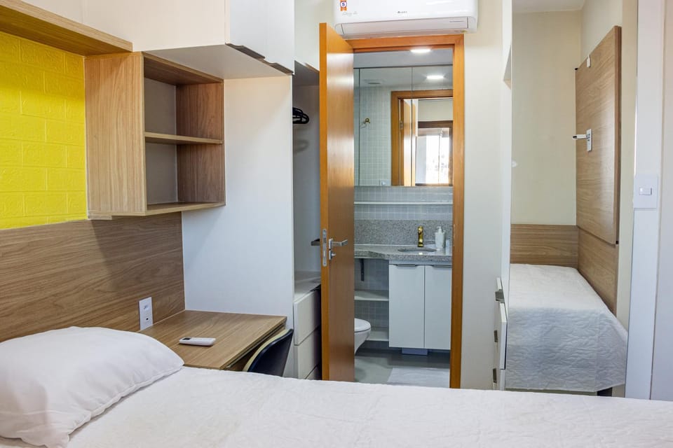 Quarto e Sala para 4 ao lado Centro de Convenções Apartment in Salvador
