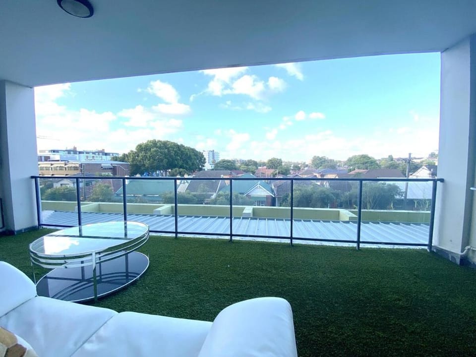 View (from property/room), Balcony/Terrace