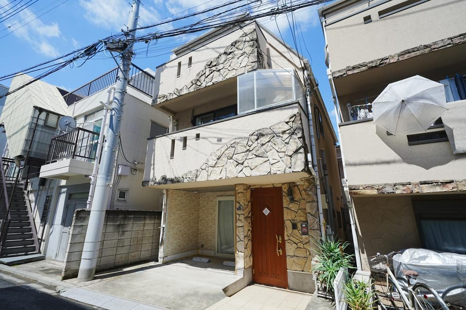 Panda Style 3-story 9ppl House FreeParking 3br&tub House in Shinjuku