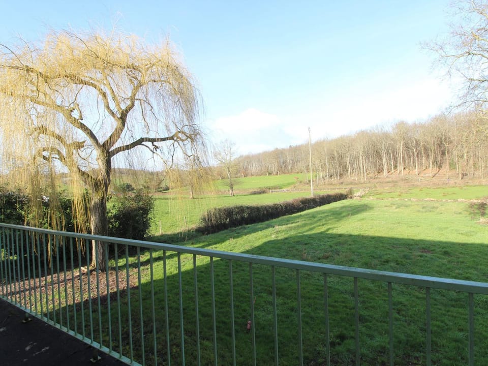 Gîte confortable au cœur du vignoble avec Wifi et parking, proche du Puy du Fou - FR-1-622-94 House in Pays de la Loire