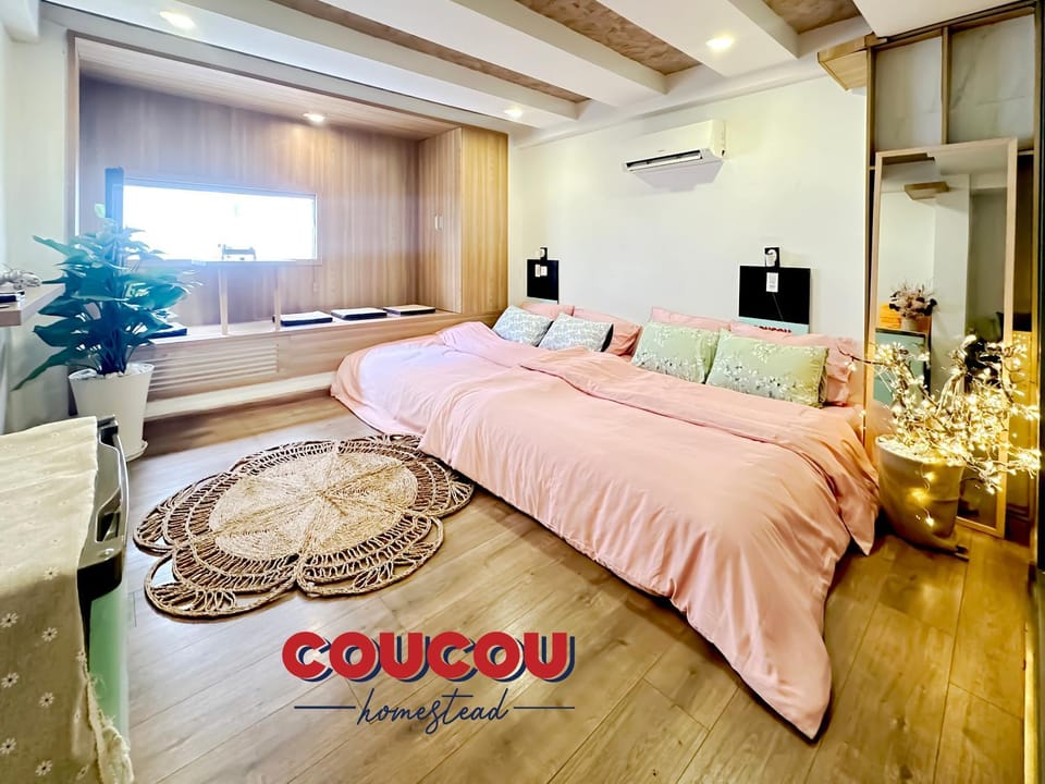 Bed, Photo of the whole room, Bedroom, air conditioner