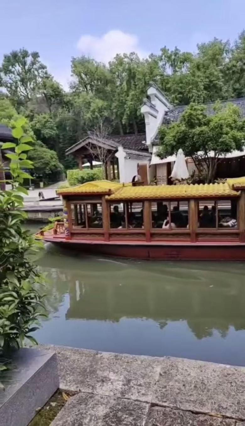 Day, River view