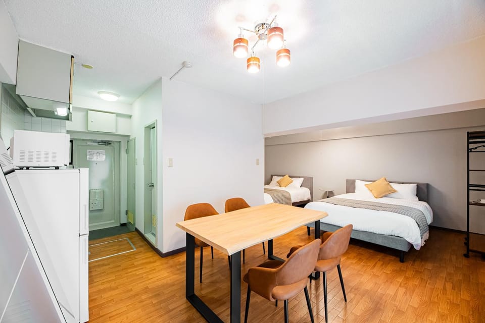 Bed, Kitchen or kitchenette, Living room