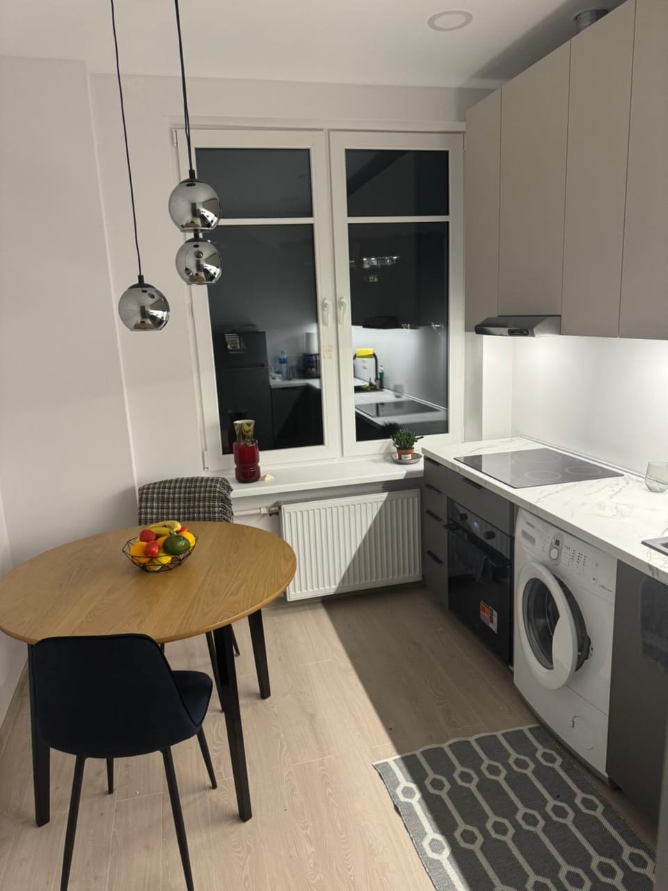 Kitchen or kitchenette, Dining area, dishwasher, oven, stove, washing machine