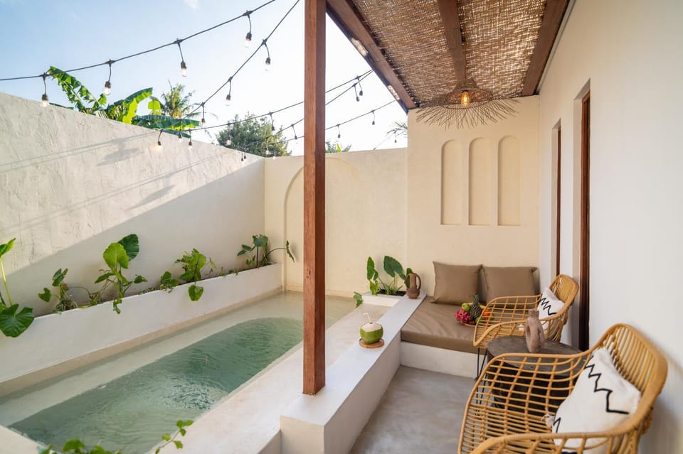 Modern Uluwatu Studio Apartment and Pool House in Bali