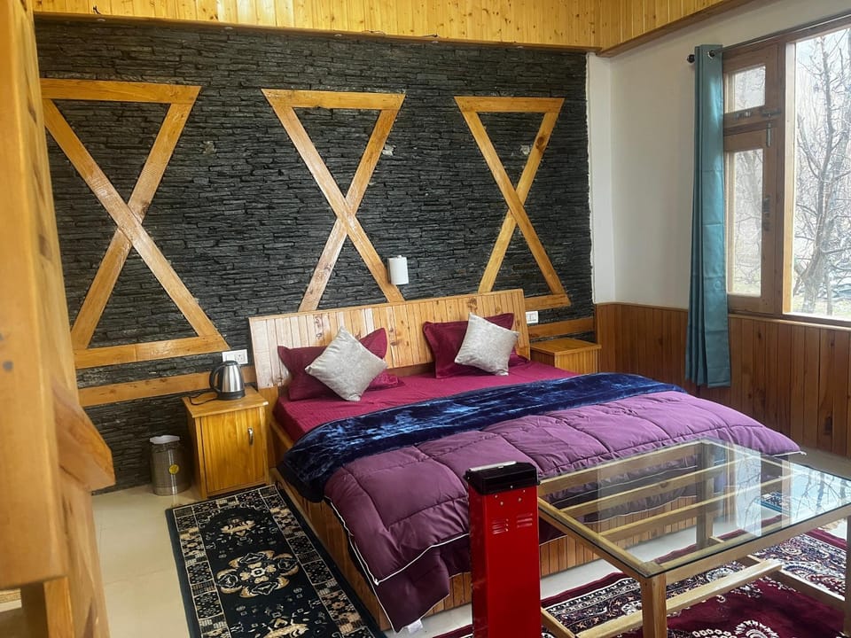 Cabin in the woods Cabin in Himachal Pradesh