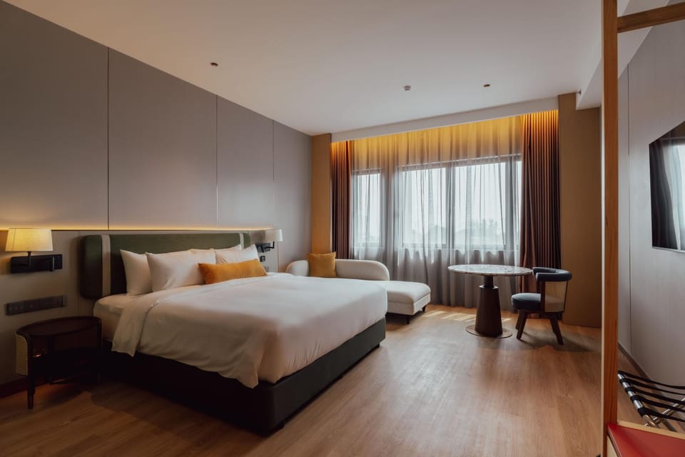 Break & Stay formerly known as BreakX Hotel Apartment in George Town