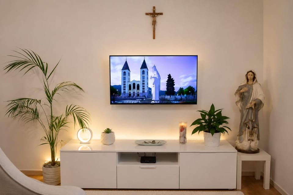 Communal lounge/ TV room, TV and multimedia