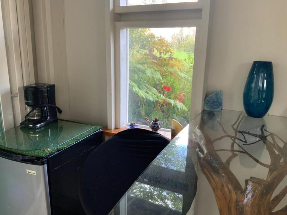 Majestic Banya tree cabin Cabin in Fern Forest