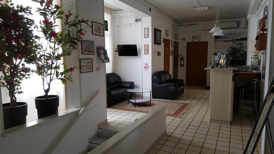 Albergo Pensione Ardenza SELF CHECK-IN Hotel in Livorno