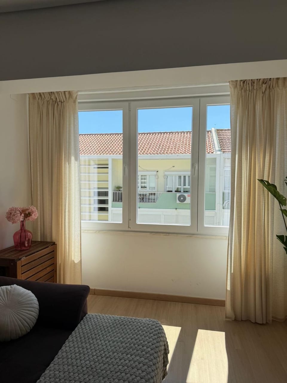 Cozy Apartment Almada Apartment in Setubal District