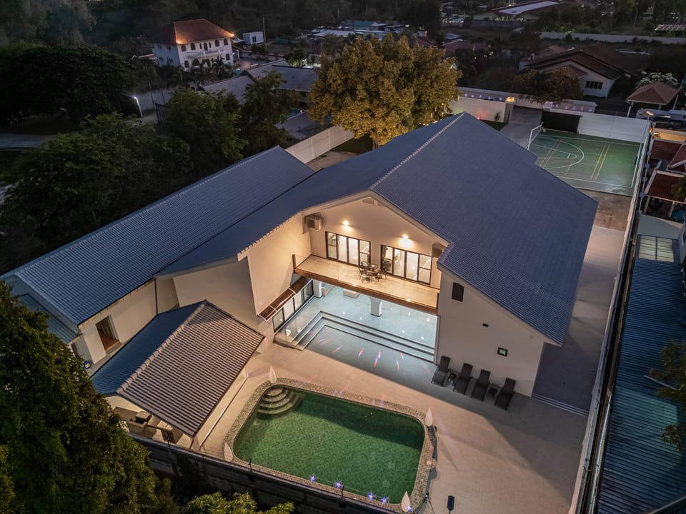 Property building, Night