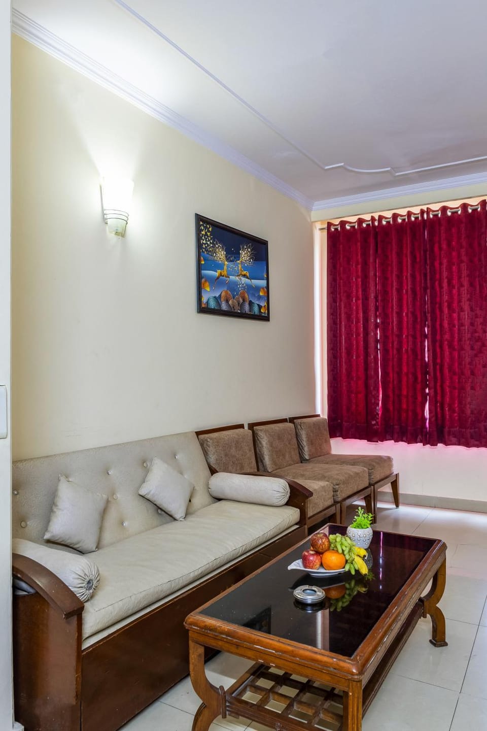 Bed, Photo of the whole room, Seating area, Bedroom