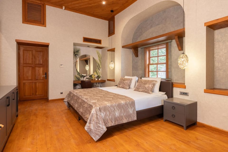 Bed, Photo of the whole room