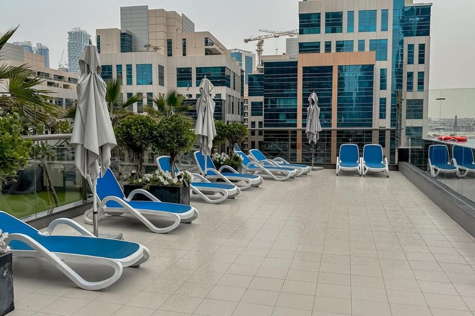 Clever Guest 002 Elite Downtown Apartment in Dubai
