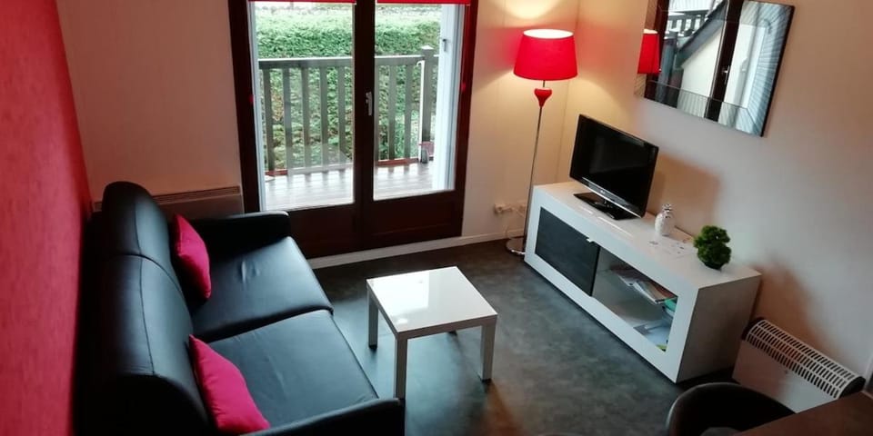 Confortable 2 pièces calme à 200 m plage wifi Apartment in Cabourg