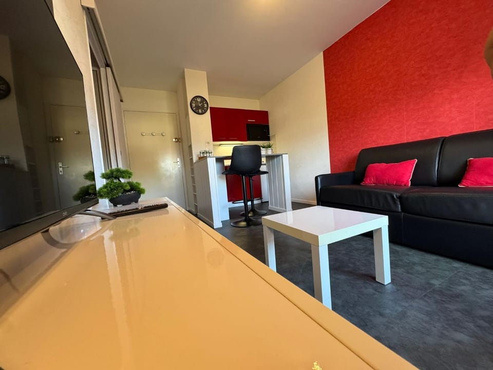 Confortable 2 pièces calme à 200 m plage wifi Apartment in Cabourg