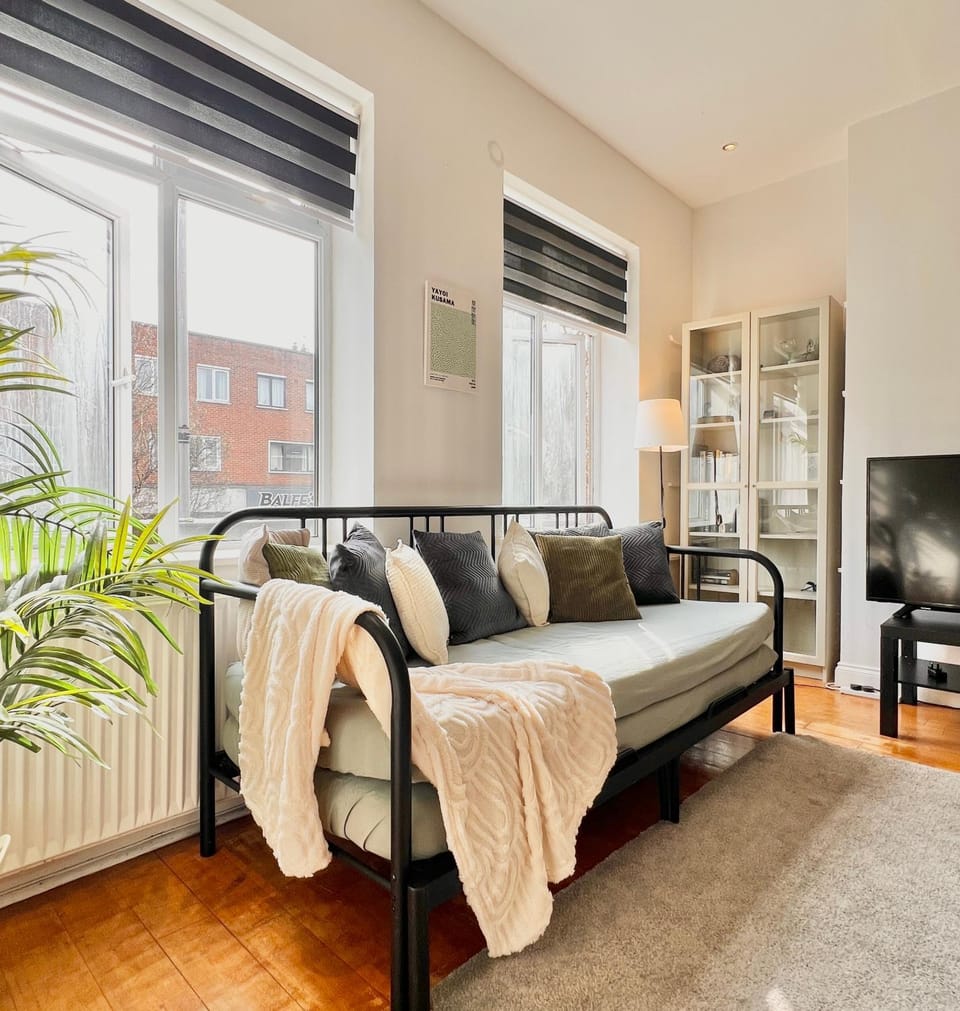 Cozy Waterloo Flat Sleeps 4 - 10 Mins to London Eye Apartment in London Borough of Southwark