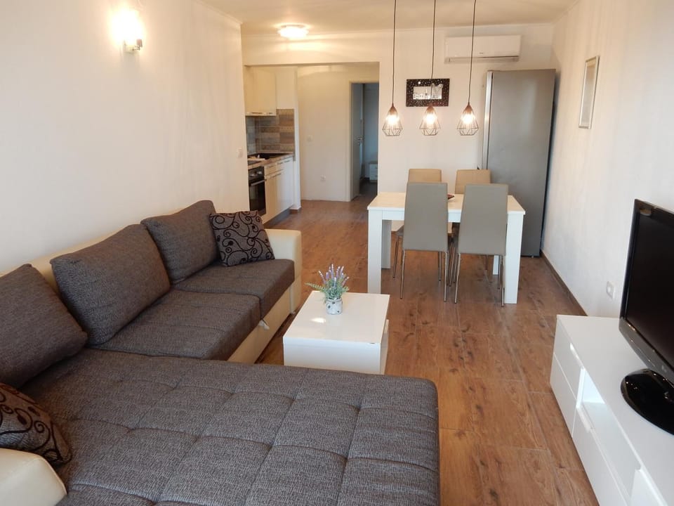 Apartments Indira II Apartment in Dubrovnik-Neretva County