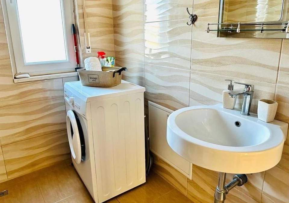 Valamar Sea View Apartment Apartment in Tirana County, Albania