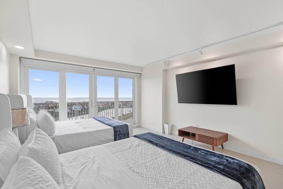 Solare Tower Panoramic Paradise Apartment in South Padre Island