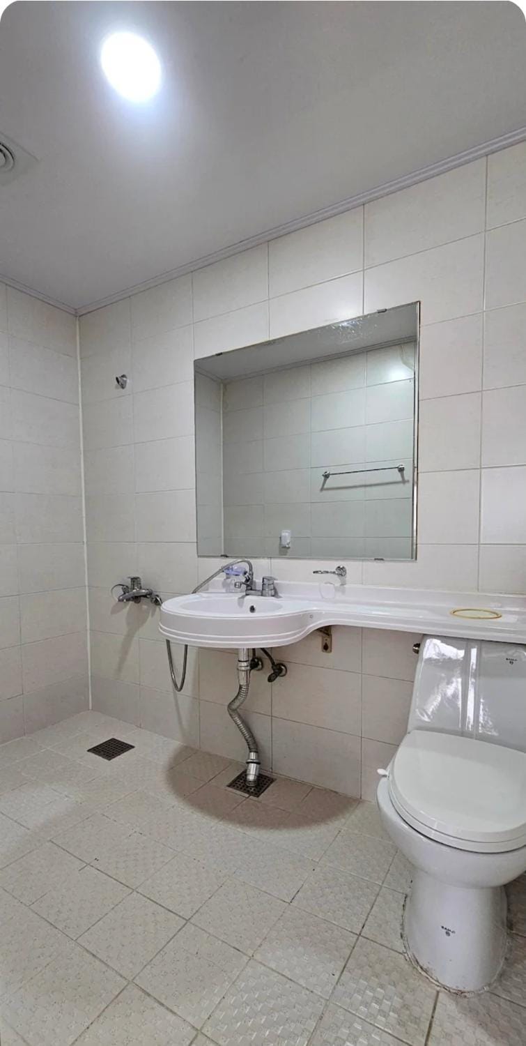 Stay Leaf Bed and Breakfast in Seoul