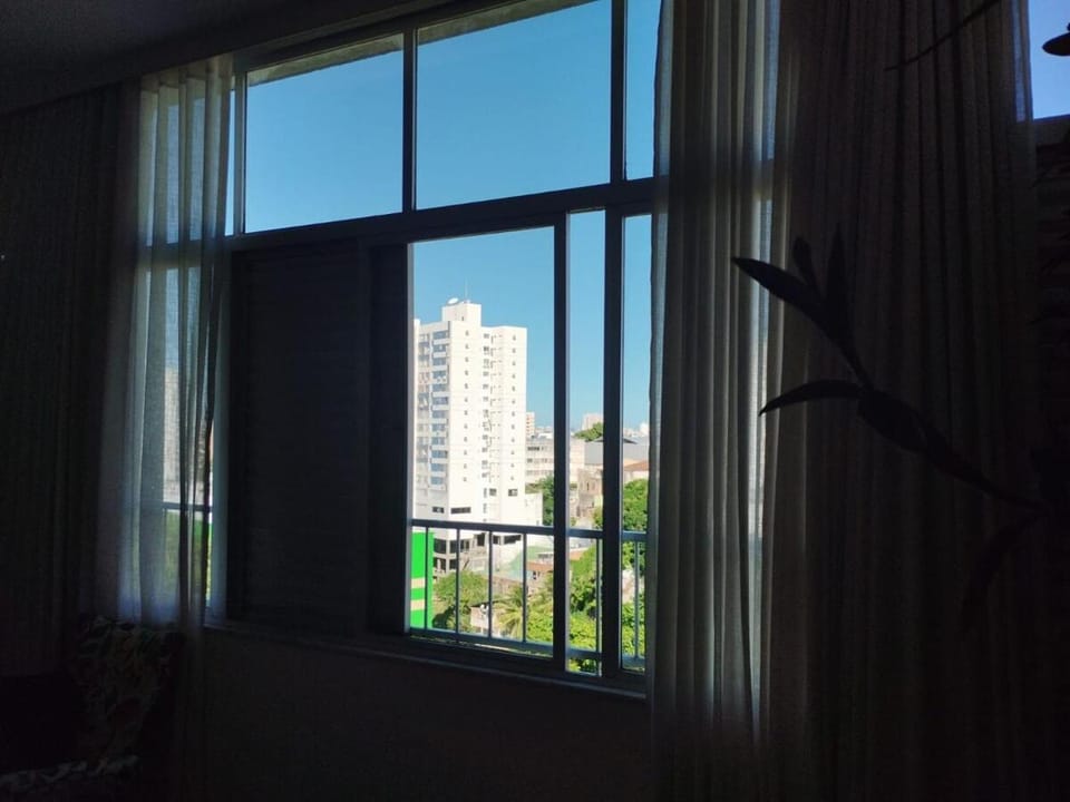 Apê três quartos, completo, amplo e ventilado Apartment in Salvador