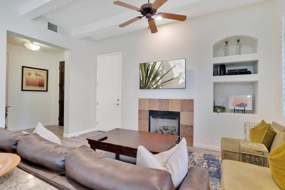 Relaxing Desert Hideaway in La Quinta #A Apartment in Indian Wells