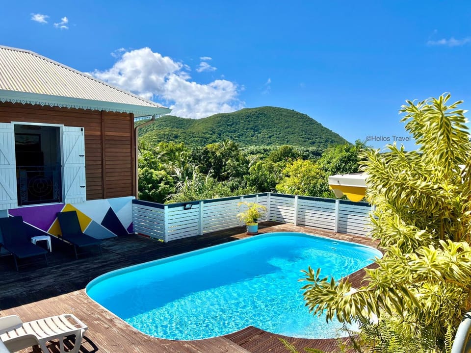Day, Natural landscape, Mountain view, Pool view, Swimming pool, sunbed