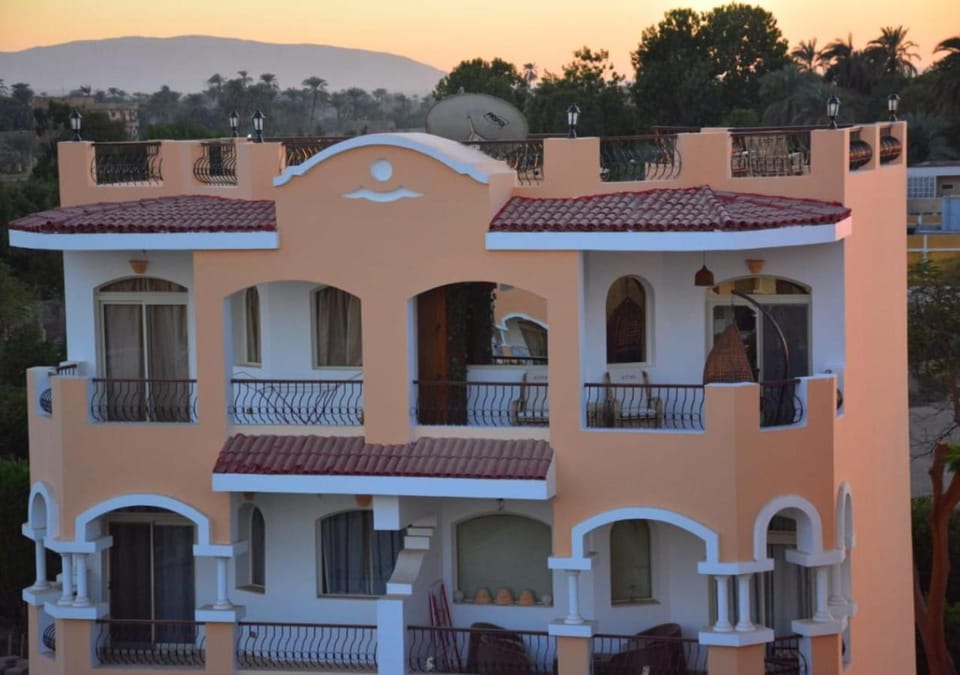 Aton Apartment, Luxor Resort, Minutes from City Center Apartment in Luxor