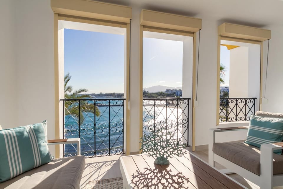 Day, Natural landscape, View (from property/room), Balcony/Terrace, Sea view