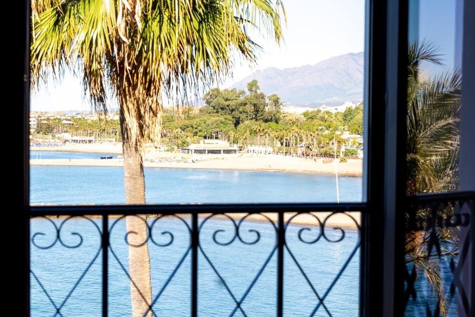 Natural landscape, View (from property/room), Balcony/Terrace, Mountain view, Sea view