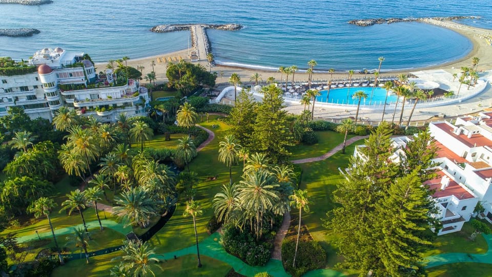 Property building, Nearby landmark, Spring, Day, Natural landscape, Bird's eye view, Garden, Beach, Sea view