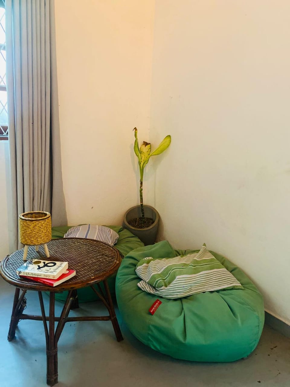 Seating area