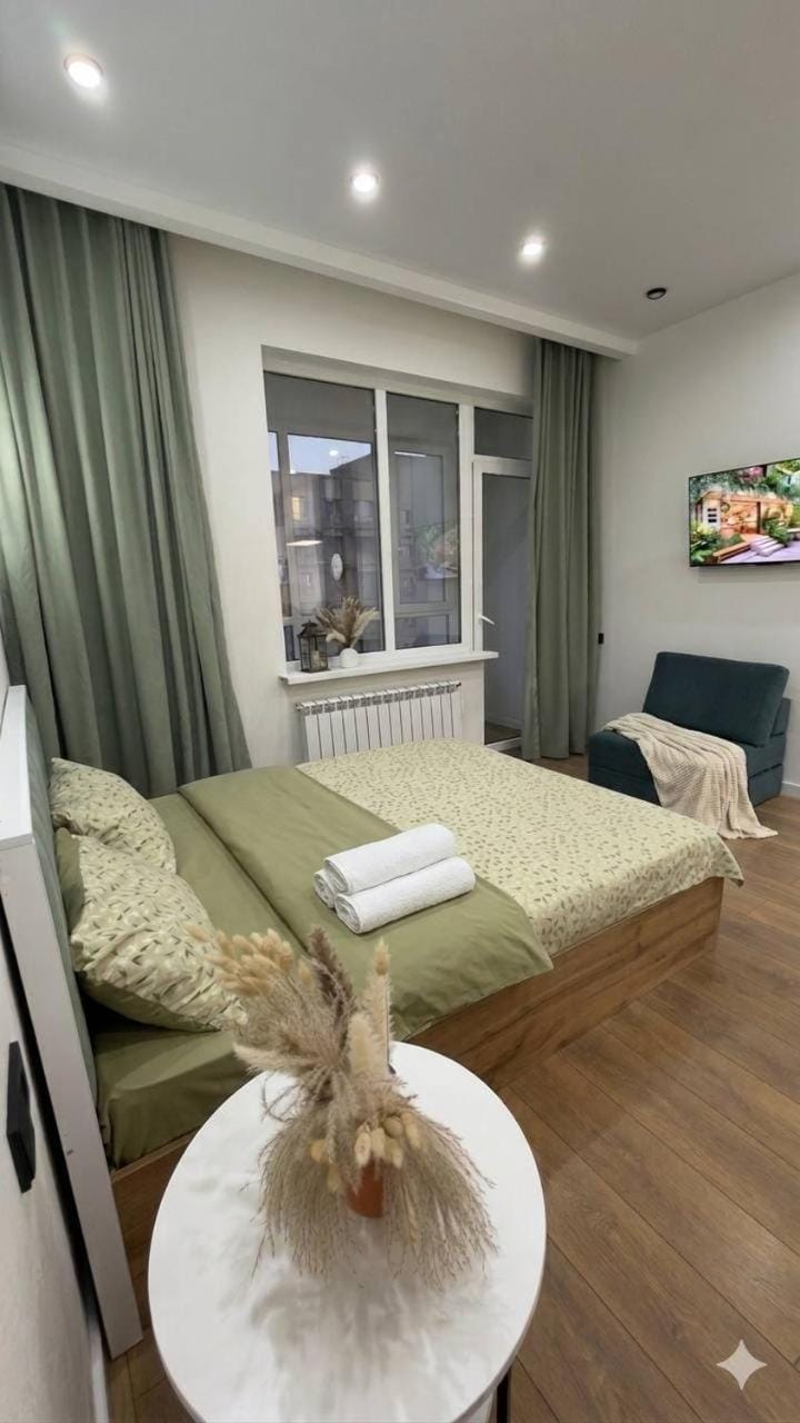 Стильный апартамент в старом центре Apartment in Almaty