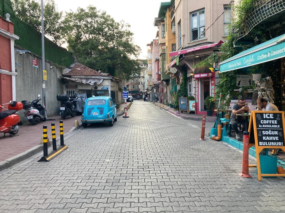 Day, People, Neighbourhood, City view, Street view, Location, Parking