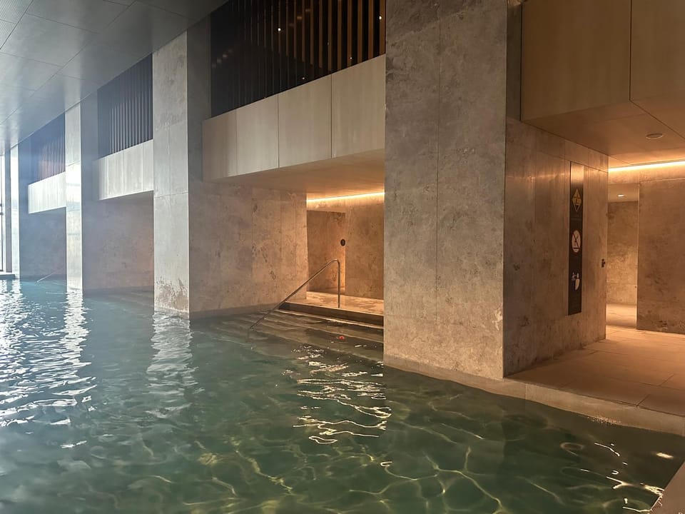 Southern Cross Luxe Retreat Apartment in Melbourne