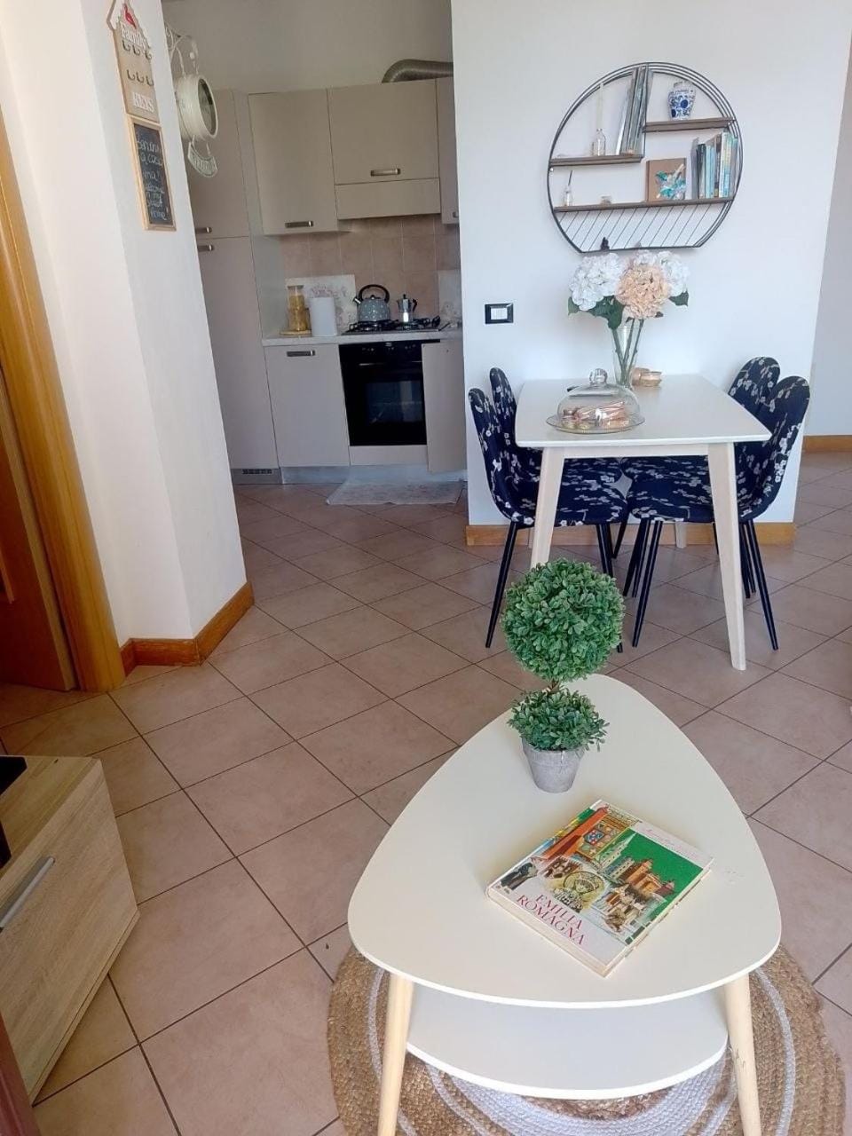 Pretty home near station & Free Parking Apartment in Emilia-Romagna