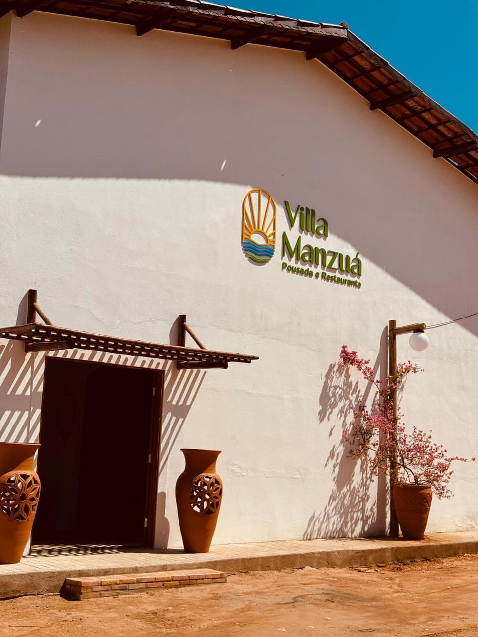 Facade/entrance, Property logo or sign