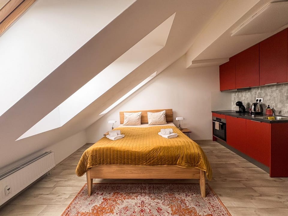 Bed, Bedroom