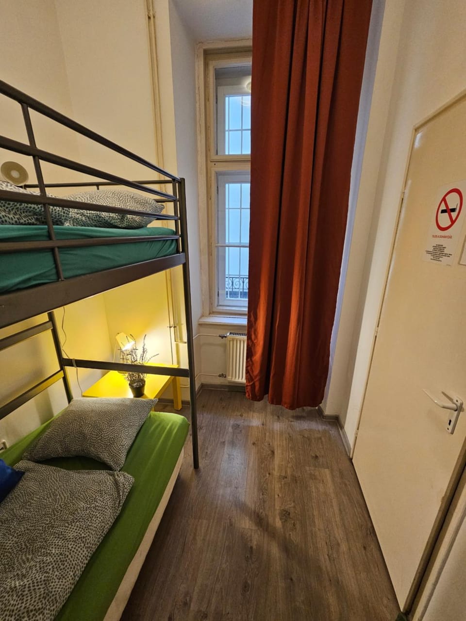 Downtown Andrassy Rooms Hostel in Budapest