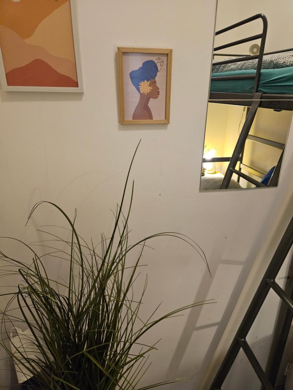 Downtown Andrassy Rooms Hostel in Budapest