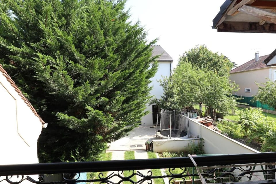 Garden, Garden view
