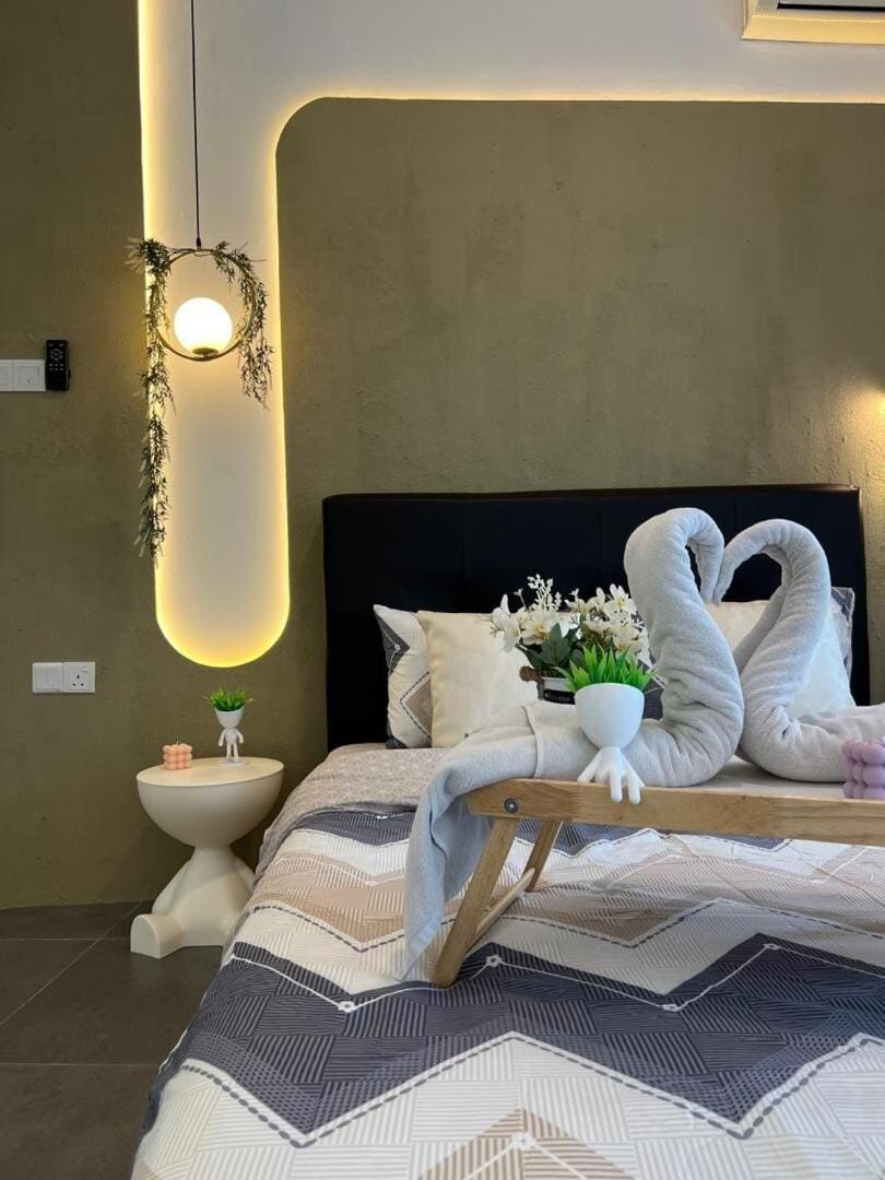 Luminous Home Empire Damansara Apartment in Petaling Jaya
