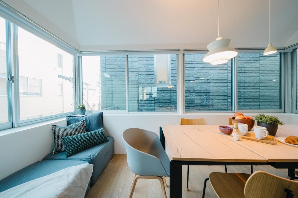 Tokyo Cabin - 3LDK一軒家デザイナーハウス - 三鷹駅5分 - 新宿12分 - 最大8名滞在可 Cabin in Japan