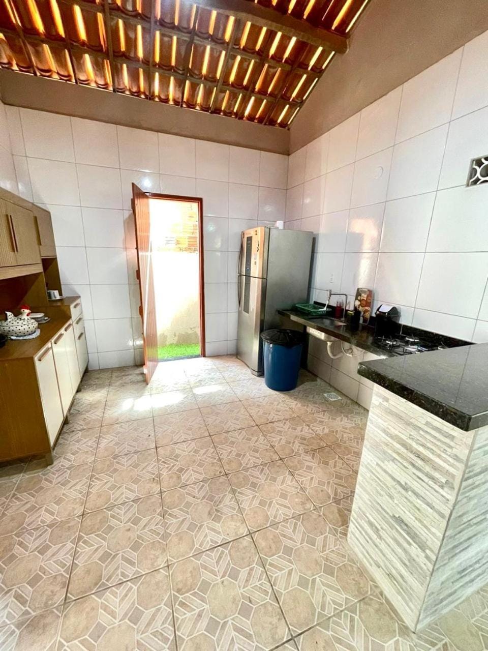 Kitchen or kitchenette, Communal kitchen