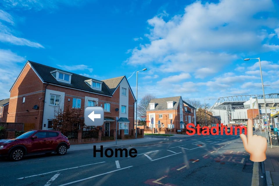 Property building, Street view